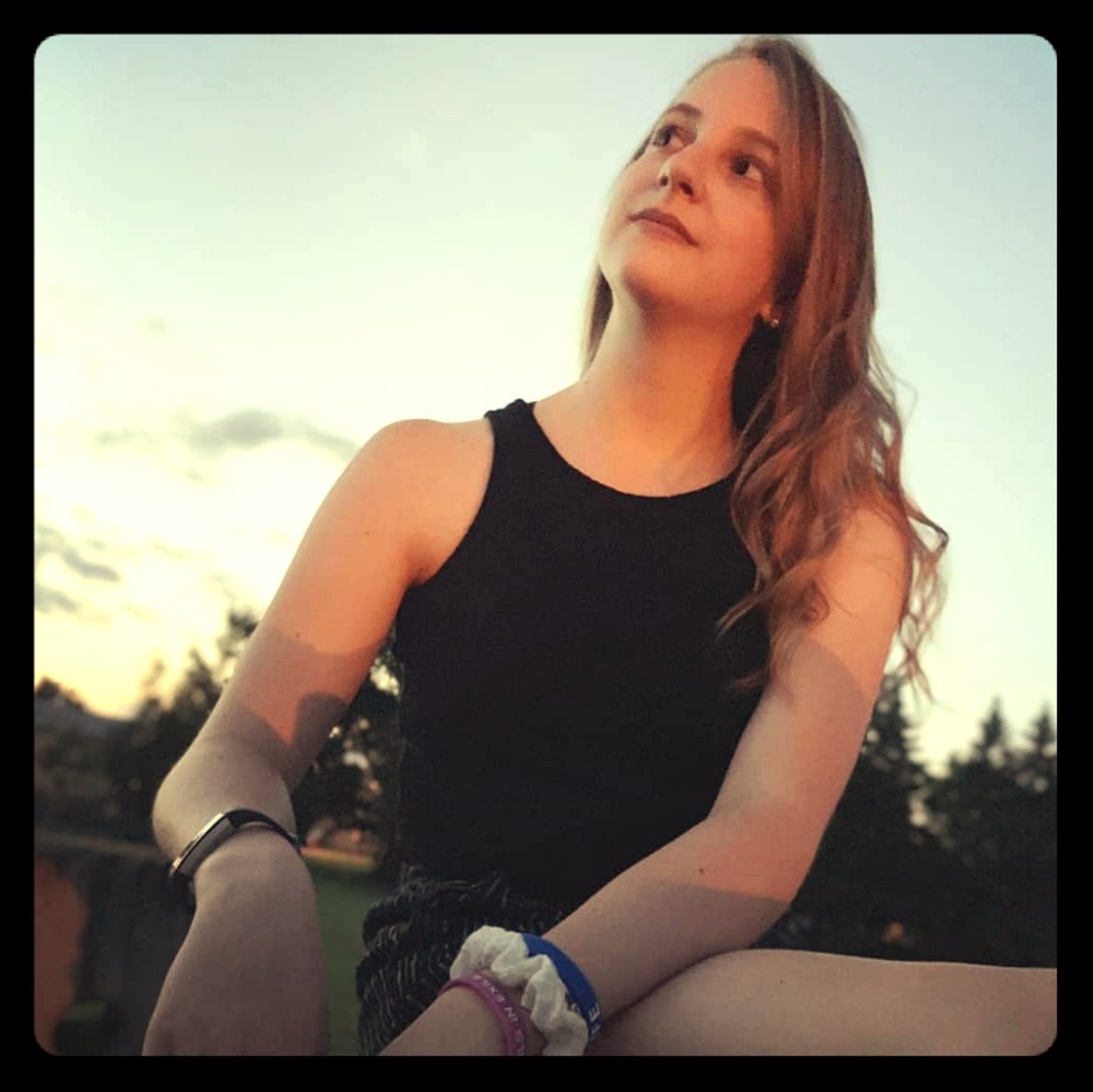 Meet your Posher, Danielle